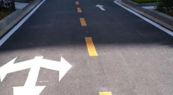 蘇州小區(qū)道路劃線施工方案  小區(qū)道路劃線施工方案怎么寫？