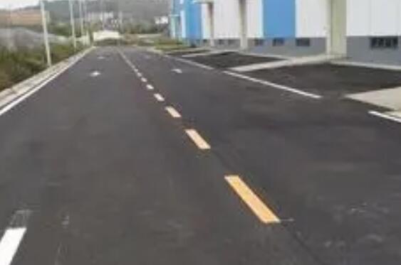 合肥廠區(qū)道路劃線要求，從安全性、美觀性、環(huán)保性三個方面考慮？