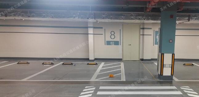 道路劃線，車位劃線，停車位劃線